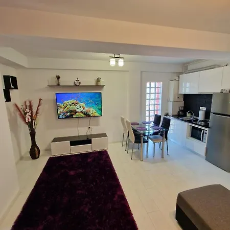Belle Mar Apartment